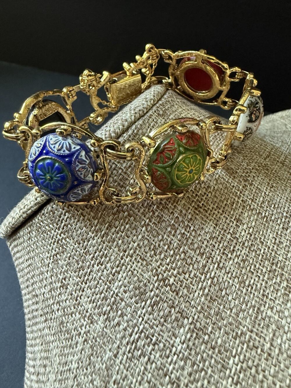 Vintage Celebrity Juliana D&E Link Bracelet Moroccan Cabochon 8” Signed Boho